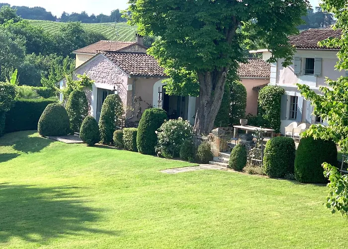 Clos De La Besnardiere 住宿加早餐酒店 *